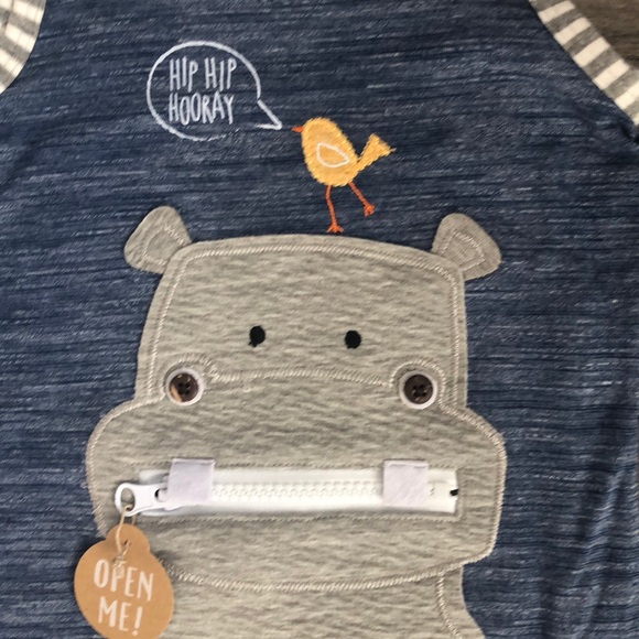 Mud Pie infant’s BLUE HIPPO ZIPPER MOUTH ROMPER - Picture 6 of 8